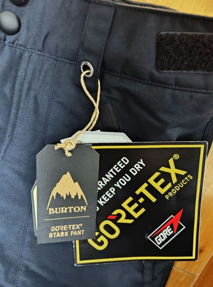 BURTON スノーボードパンツ M140 新品タグ付き GORE-TEX 黒