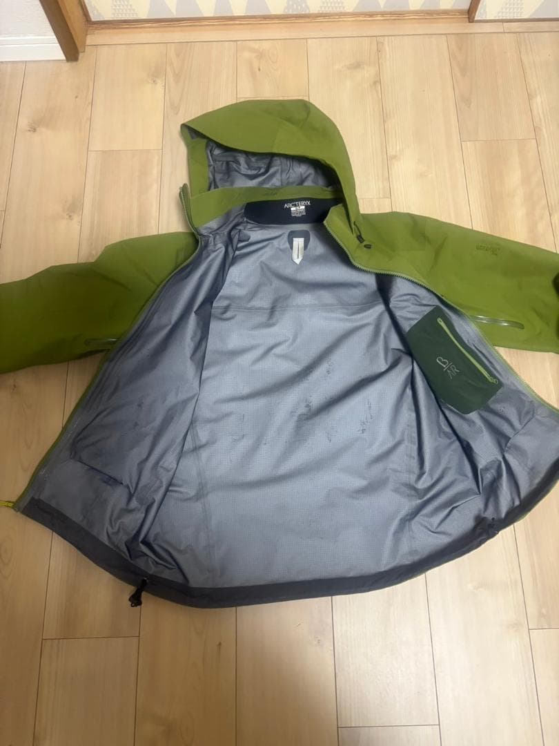 アークテリクス Arc'teryx ベータ AR ジャケット　サイズS