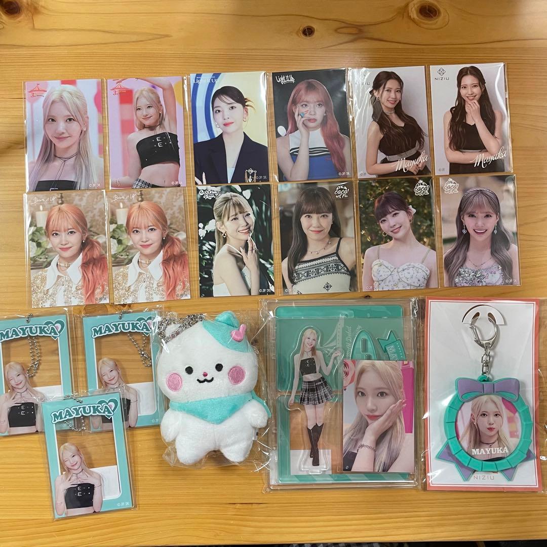 マユカ ステッカー 缶バッチ アクスタ 3周年