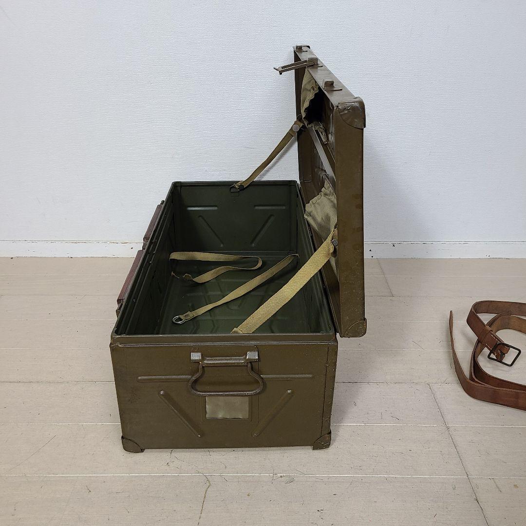 く*ま様 旧日本軍 将校用トランク 金属製 当時物