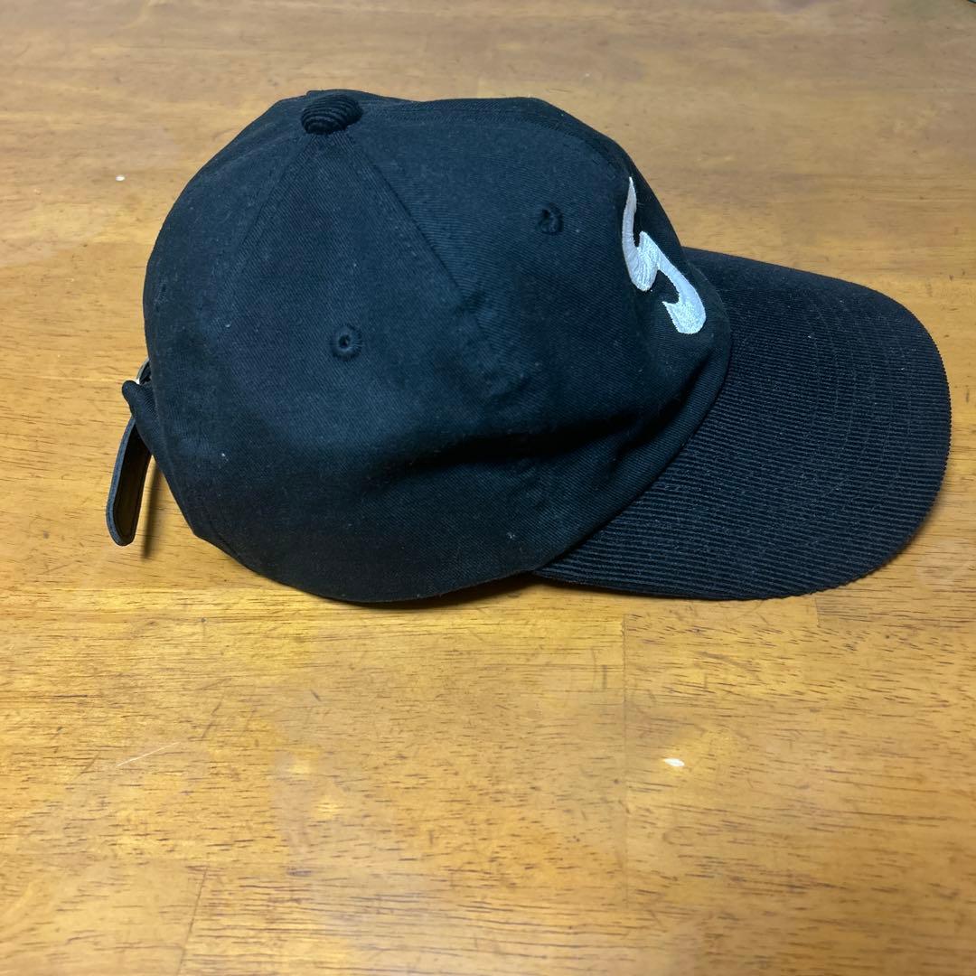 SUPREME ブラック キャップ Sの刺繍