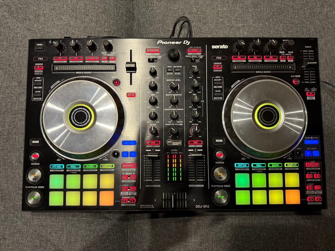 Pioneer DJ DDJ-SR2 コントローラー