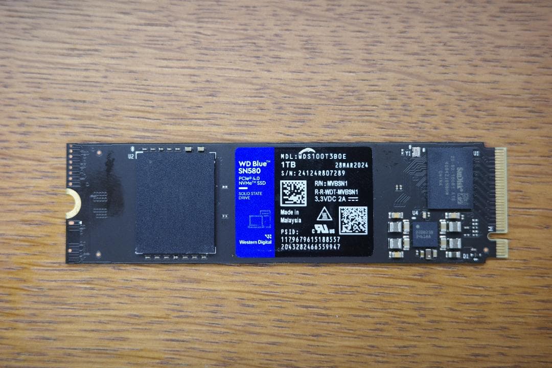 WD Blue SN580 1TB NVMe SSD (使用時間793時間)