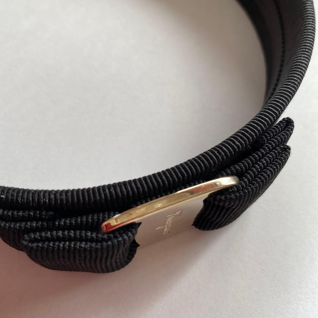 【Ferragamo】フェラガモ　カチューシャ　リボン　ブラック×ゴールド