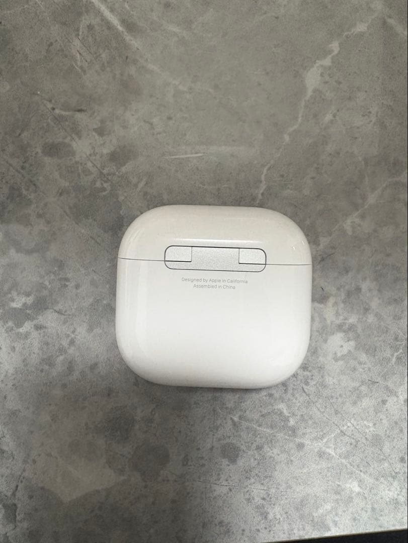 AirPods4 ノイズキャンセリング付き　右耳