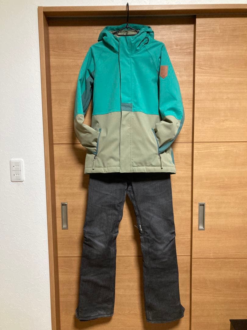 SALE スノボ　ウェア　上下セット