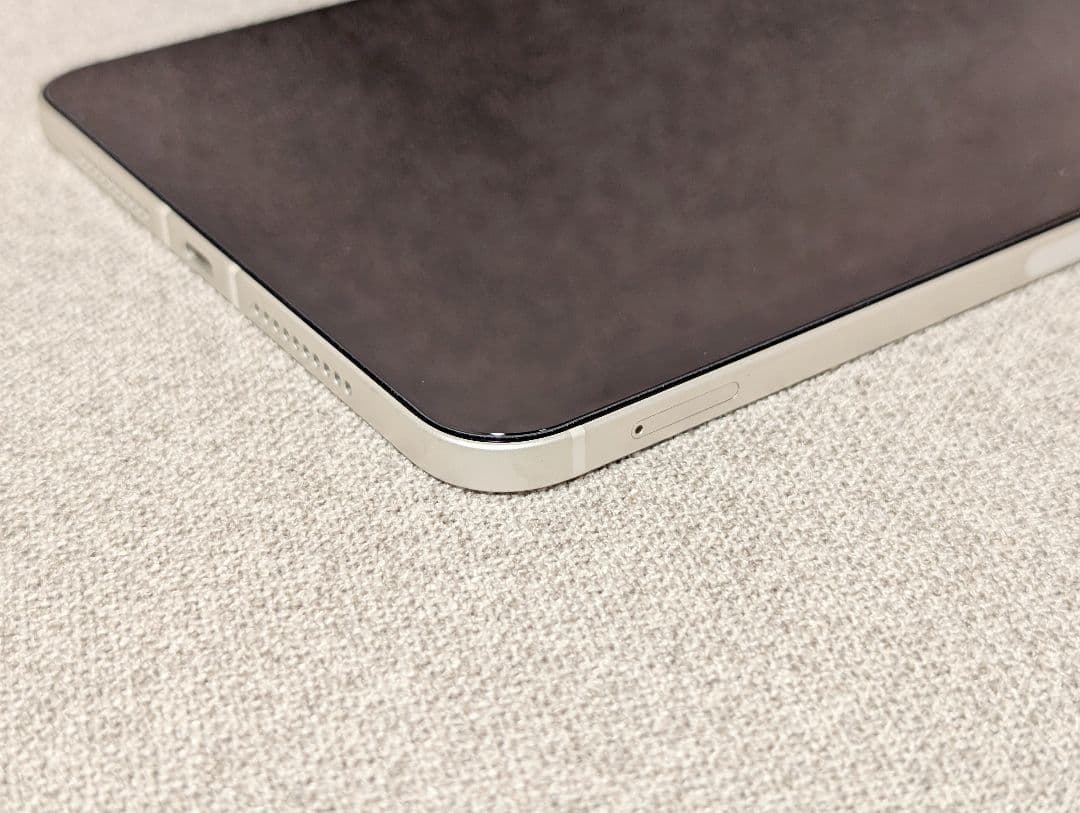 美品 iPad mini 第6世代 64GB cellular スターライト