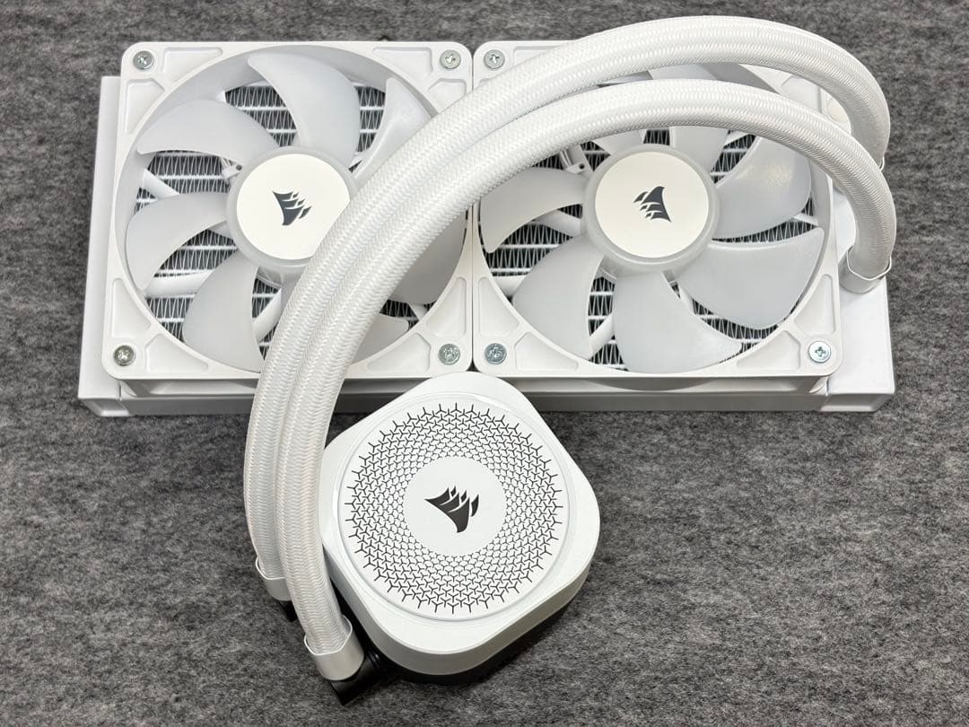 Corsair NAUTILUS 240 RS ARGB CPUクーラー新品同様