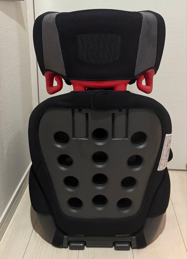 クリーニング済⭐︎チャイルドシート ジュニアシート メッシュ素材 ブラックグレー