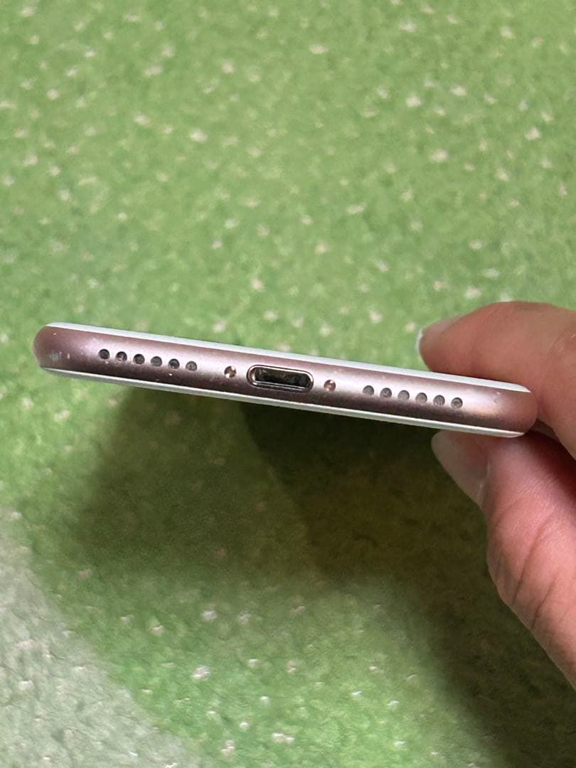 iPhone 7 ローズゴールド 本体
