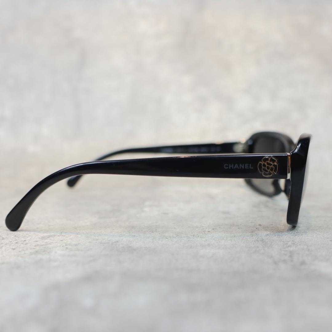 CHANEL シャネル サングラス ブラック ケース 箱 付き 高級