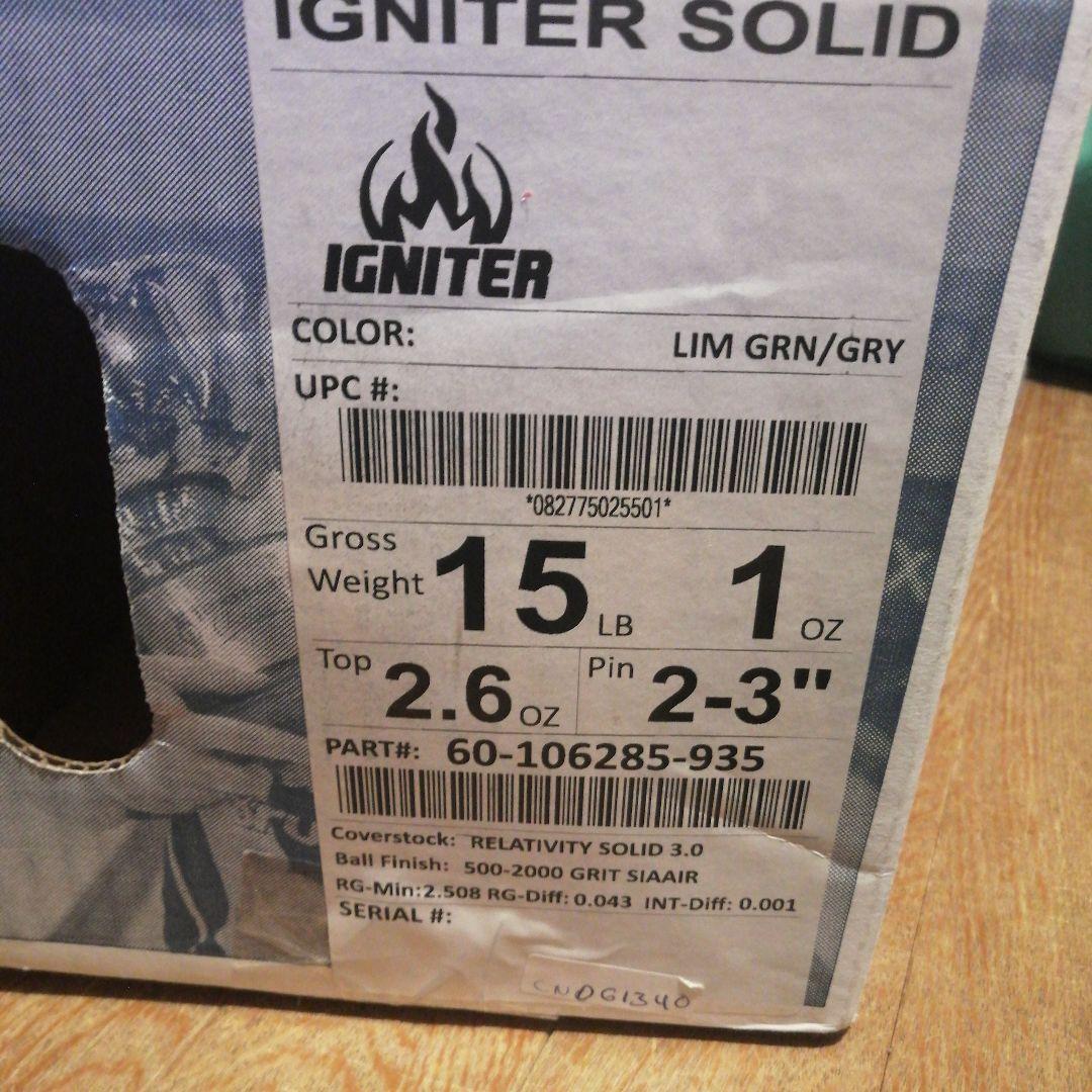 【新品15P】IGNITER ソリッド　ボウリングボール