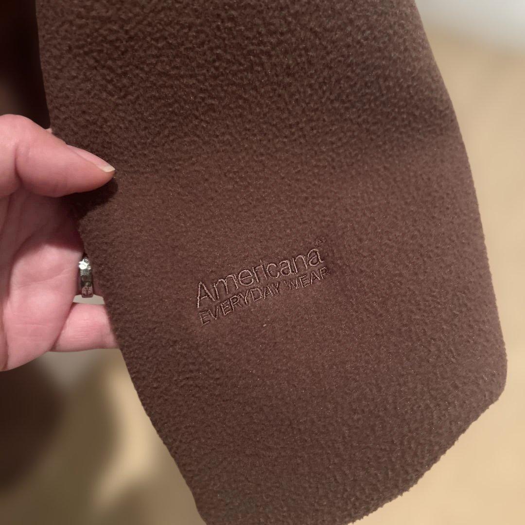 アメリカーナ　 ワンポイント刺繍ロゴ フリースフードジャケット