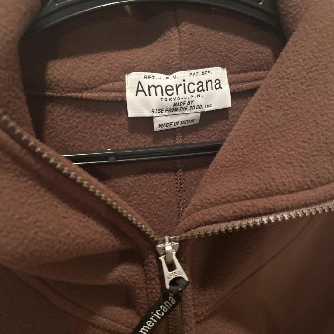 アメリカーナ　 ワンポイント刺繍ロゴ フリースフードジャケット