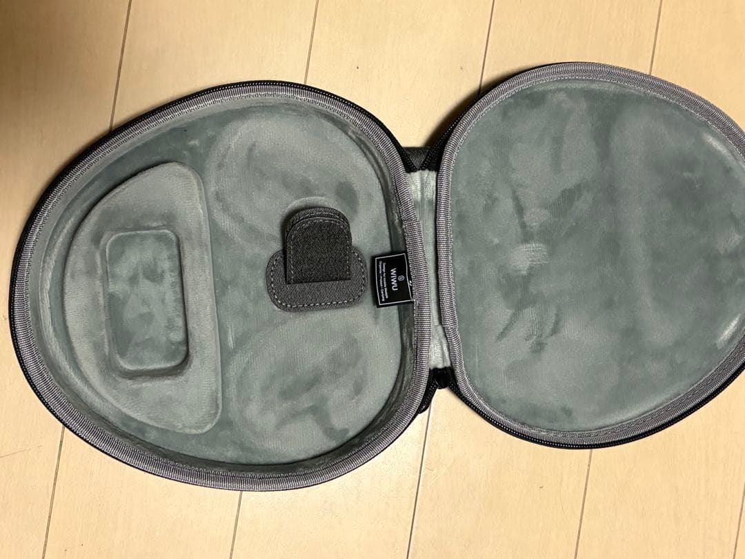 AirPods Max シルバー 本体とケース 付属品あり 100％正規品