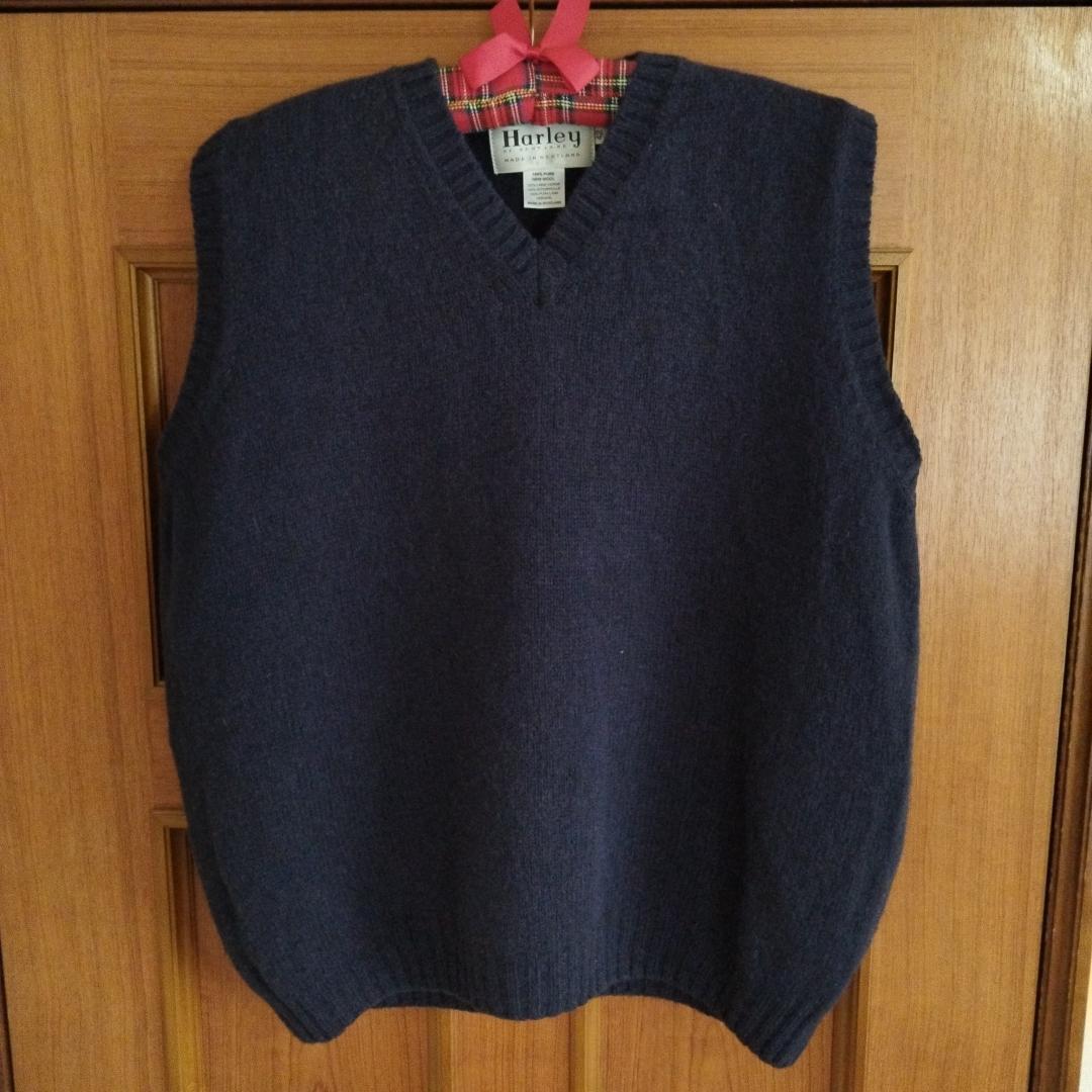ハーレーオブスコットランド製 ラムズウールニットベスト セーター 紺 42 L