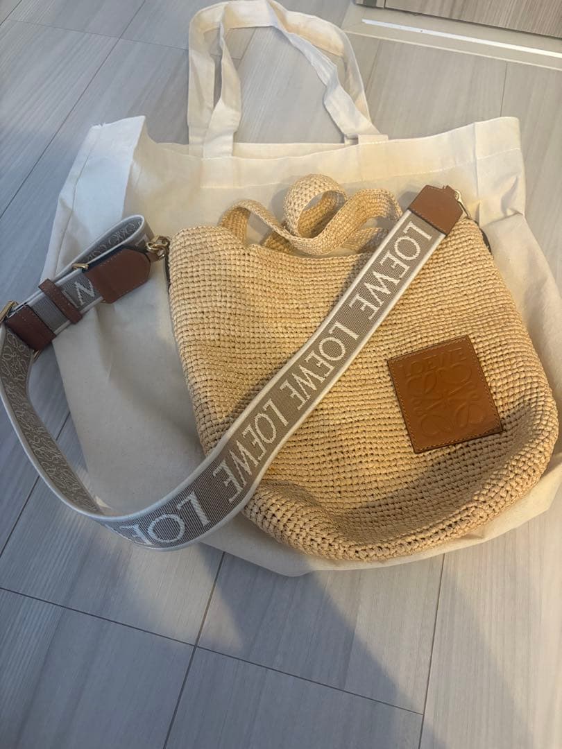 正規品　レアLOEWE　ロエベスリットバック（ミニ）アナグラムベルト