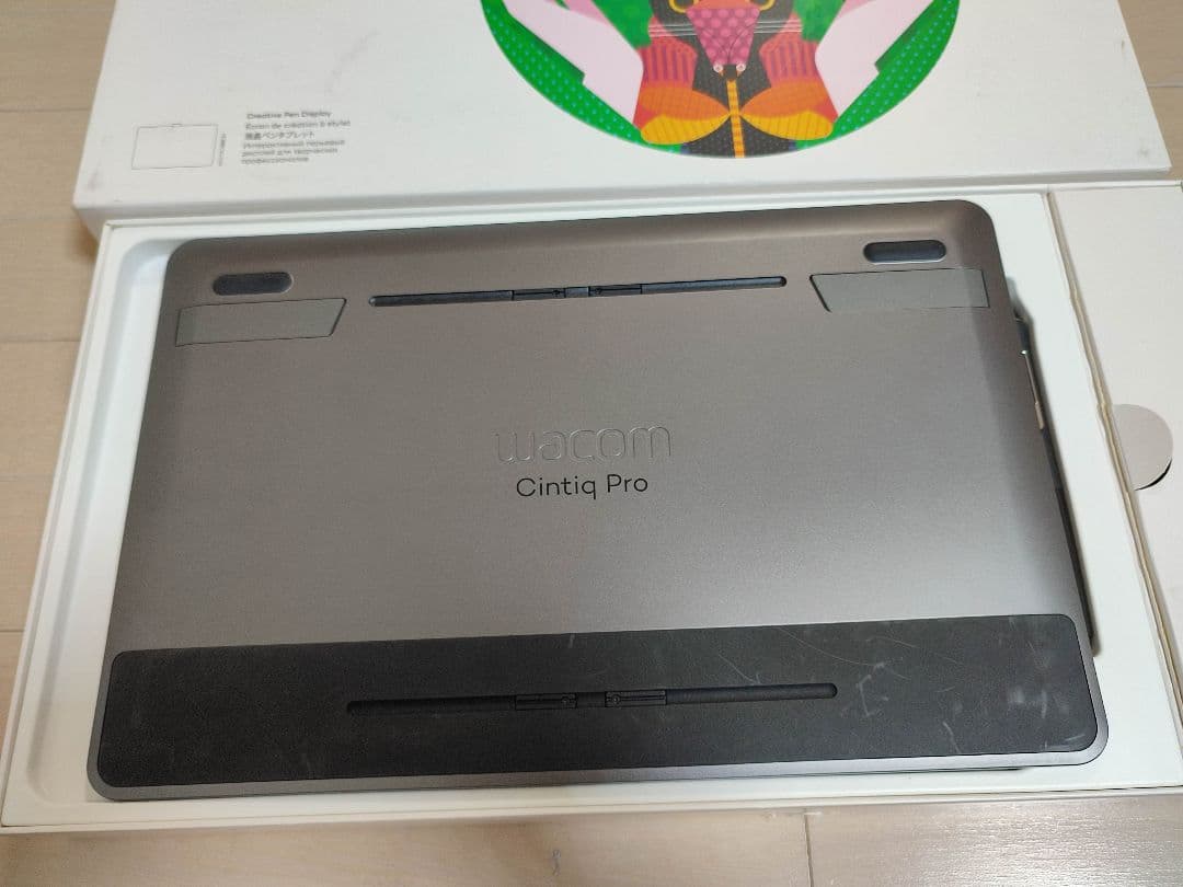 液タブ Wacom Cintiq Pro13 DTH-1320/K0