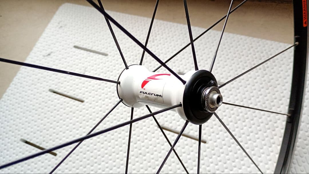 Fulcrum Racing3レーシング3 シマノ11s クイック付き