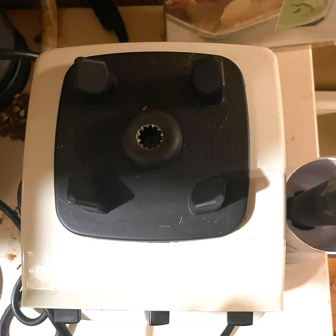 【中古美品】Vitamix　バイタミックス/VMO111/ブレンダー/レシピ本付