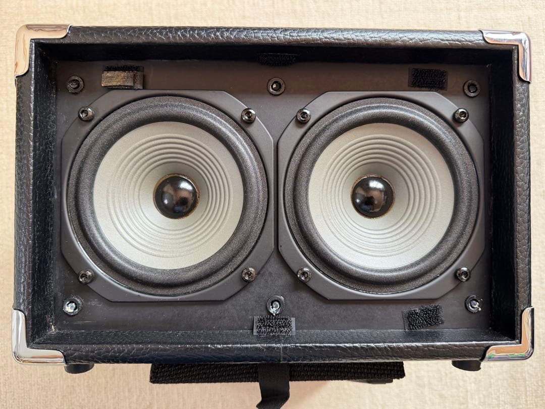 NEO-POWER ベースアンプAAD by Phil Jones。