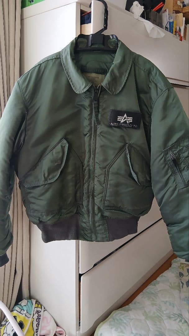 ALPHA　インダストリーズ　フライトジャケット