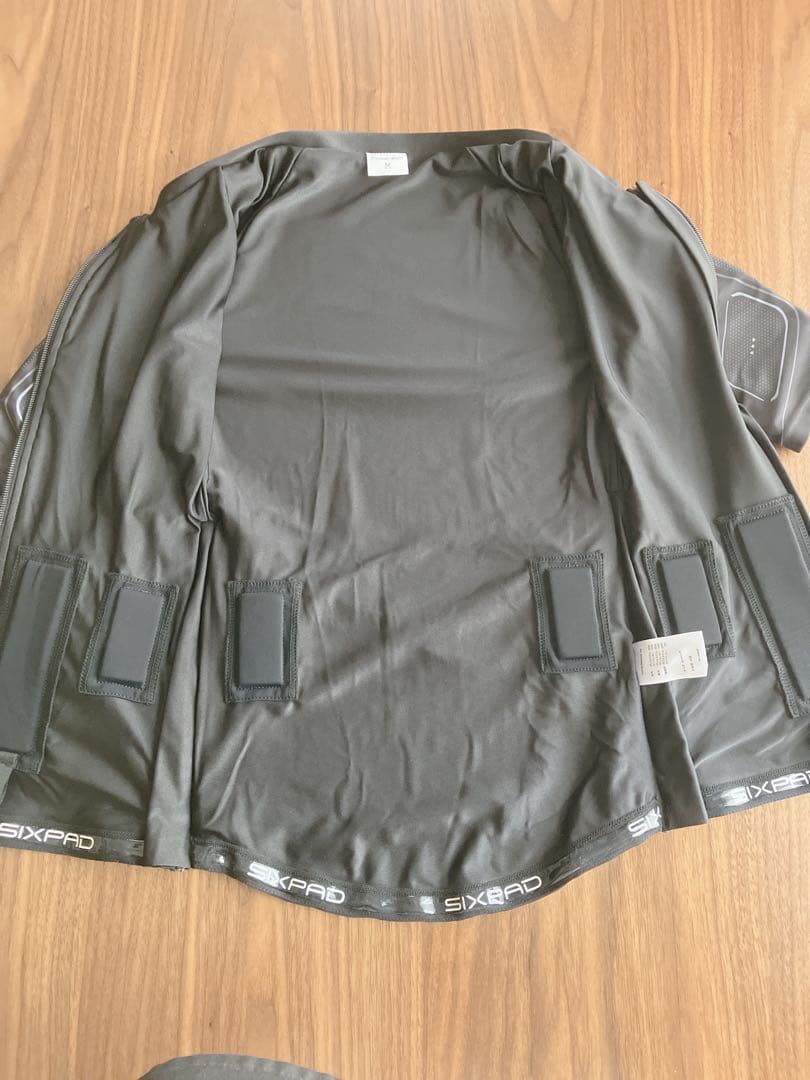 SIXPAD パワースーツ セット　レディースMサイズ