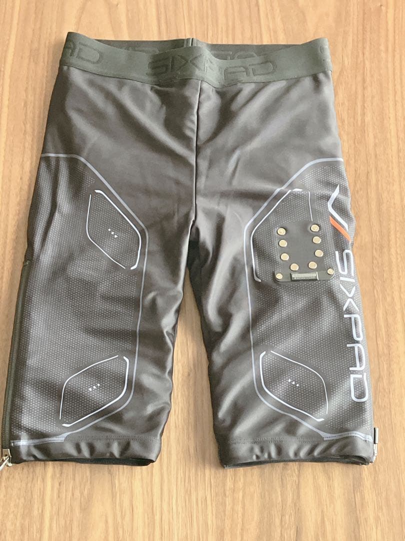 SIXPAD パワースーツ セット　レディースMサイズ