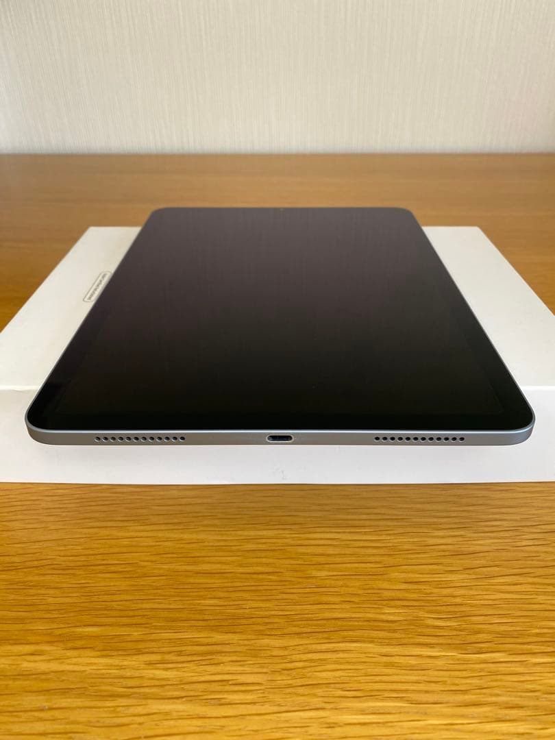 k*i様 iPad Air 第4世代 良好状態　iPad 本体　美品