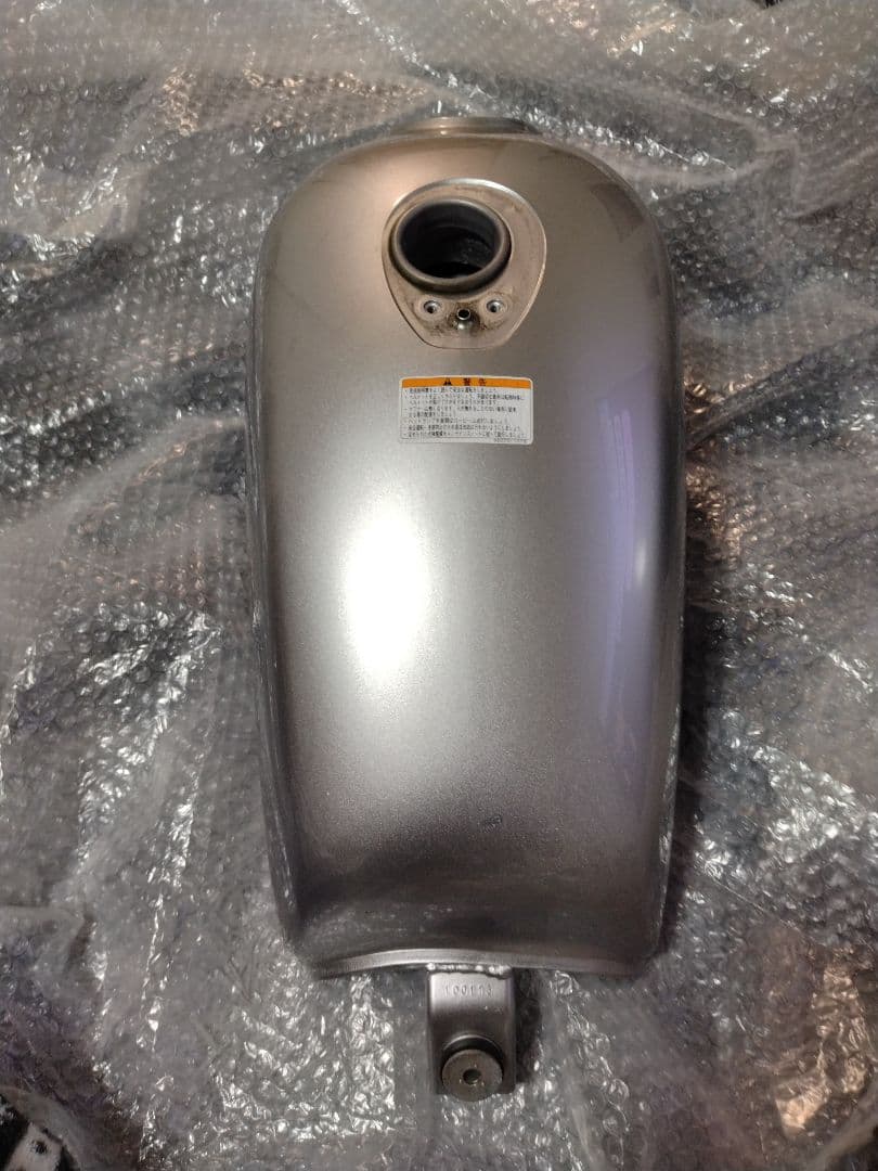 24時間限定値下げ Kawasaki 250TR 2009年 アトミックシルバー