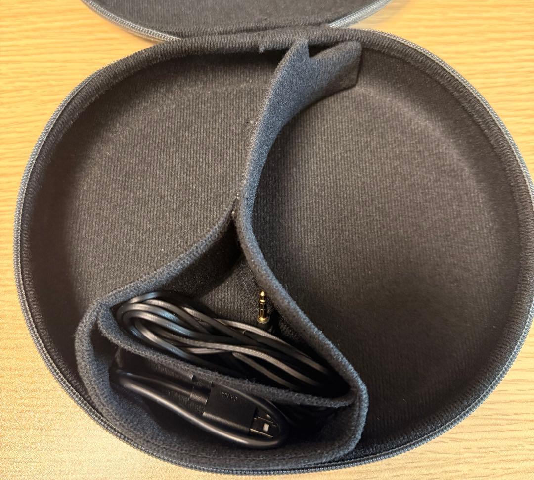 【値下げ中】ソニー　ワイヤレスヘッドホン　ULT WEAR 重低音　ブラック