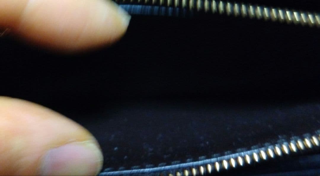 ボッテガヴェネタ　ジップアラウンド 長財布 マキシ　イントレチャート