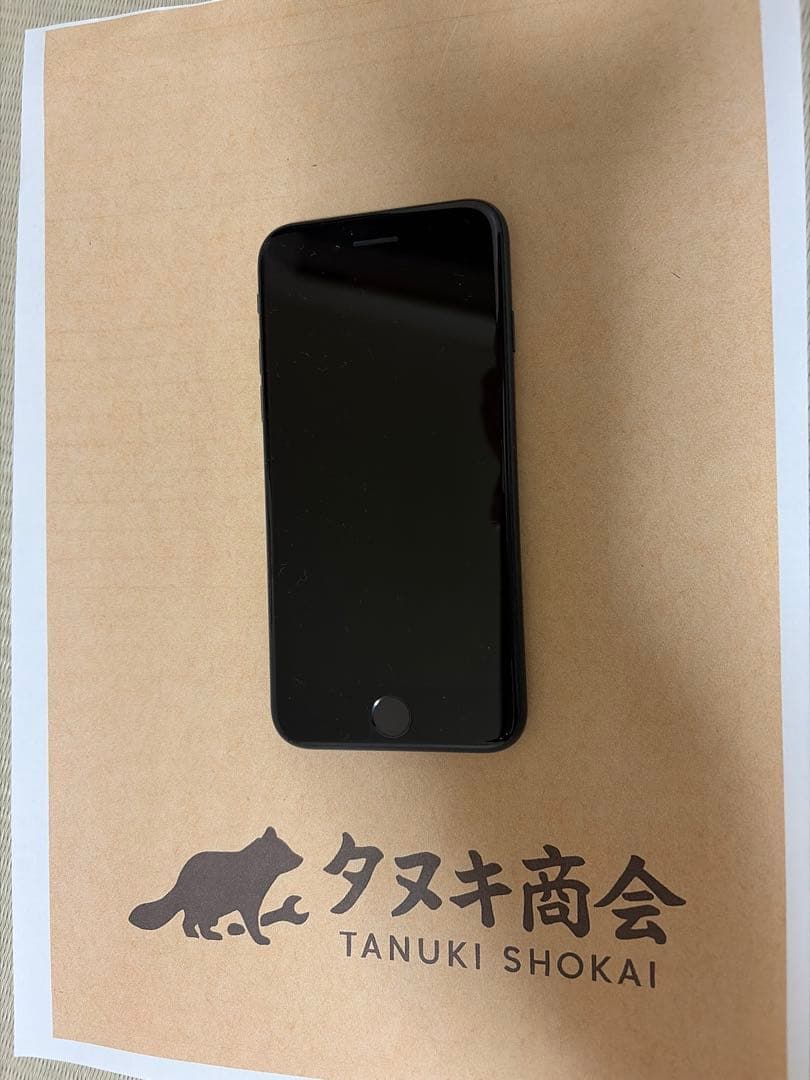 iPhone SE 第3世代 64GB ブラック 本体のみ キズあり