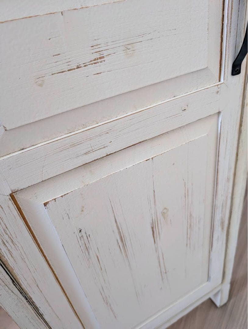 アンティーク調　ホワイトスタンドミラー フック付き収納