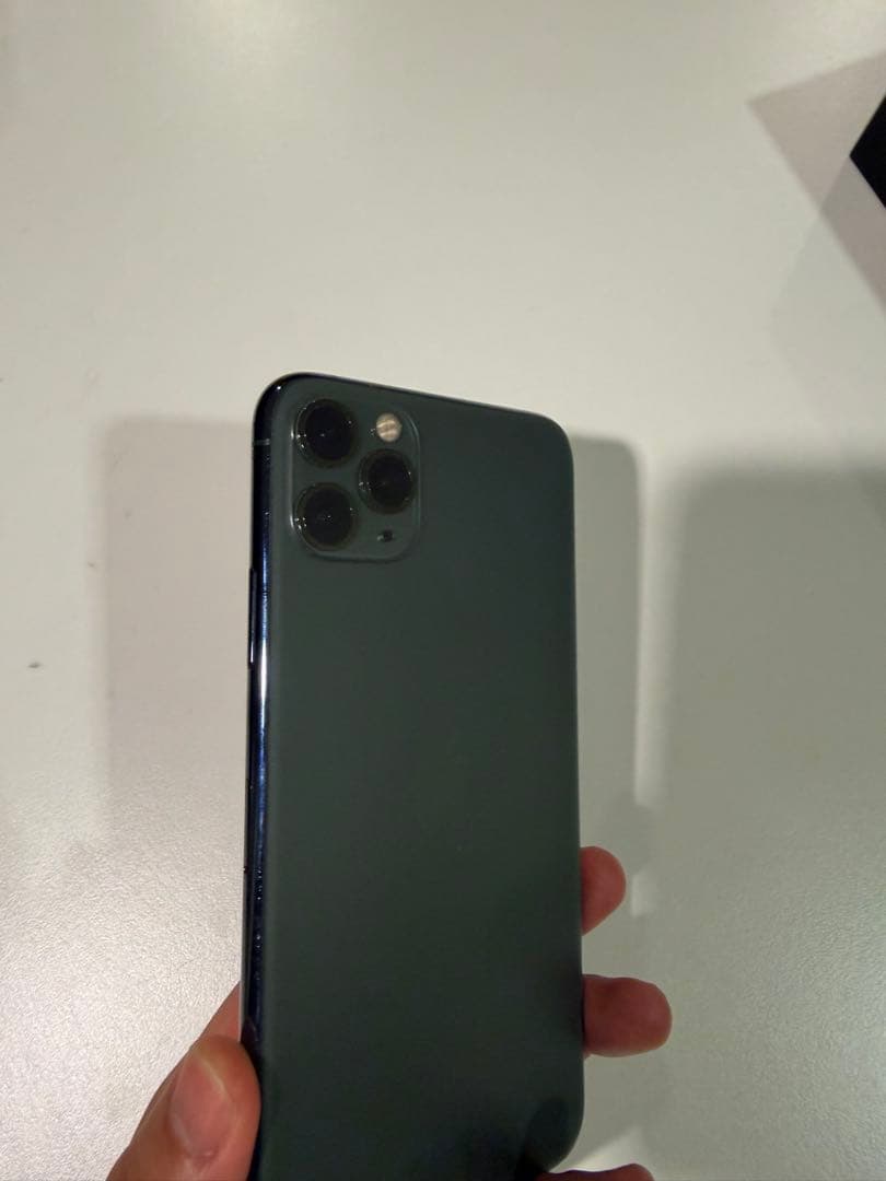 E*n様 Apple iPhone 11 Pro 256GB スペースグレー