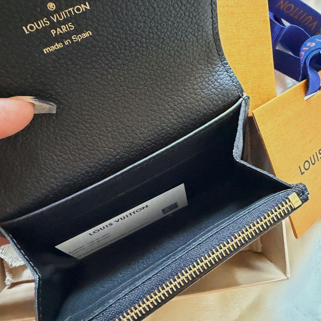 LOUIS VUITTON ポルトモネ・ロザリ