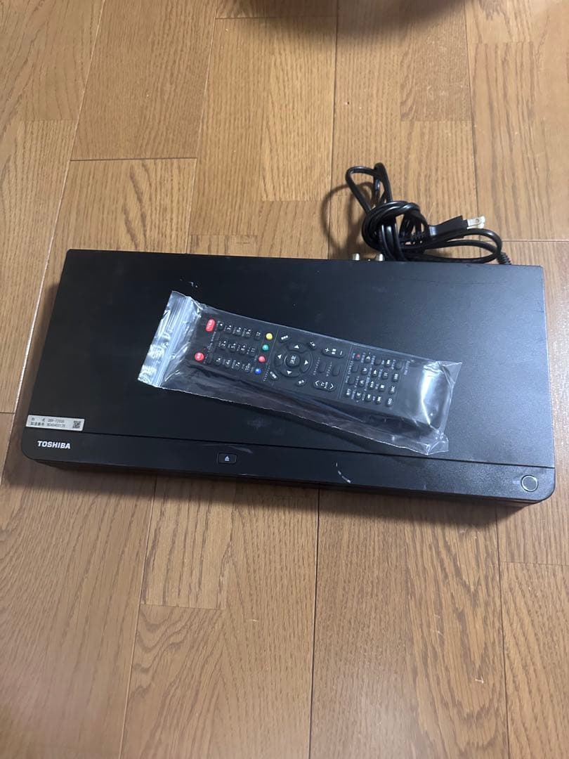 たーちゃん☆ert様　動作品　DBR-T2008 2TB 3番組同時録画　東芝