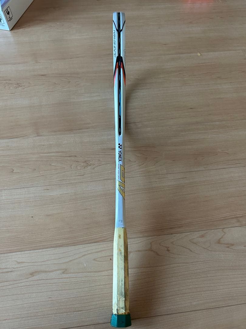 ヨネックス　ナノフォース8V