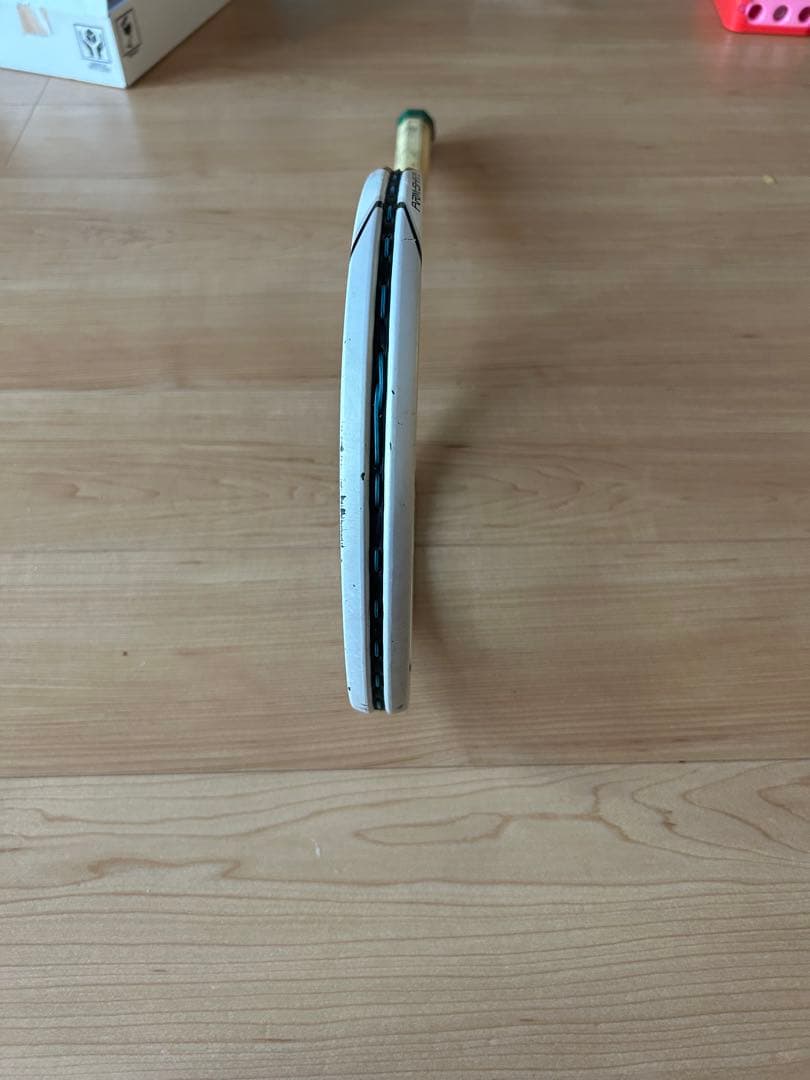 ヨネックス　ナノフォース8V