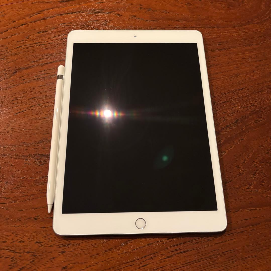 【KST】iPad 第8世代 32GB Apple pencil付