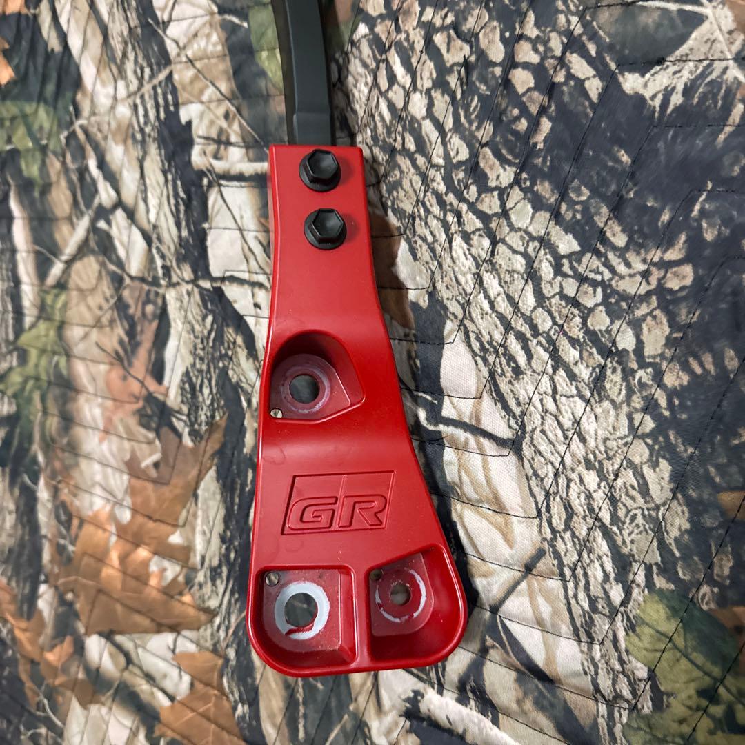 GR ヤリス　純正タワーバー