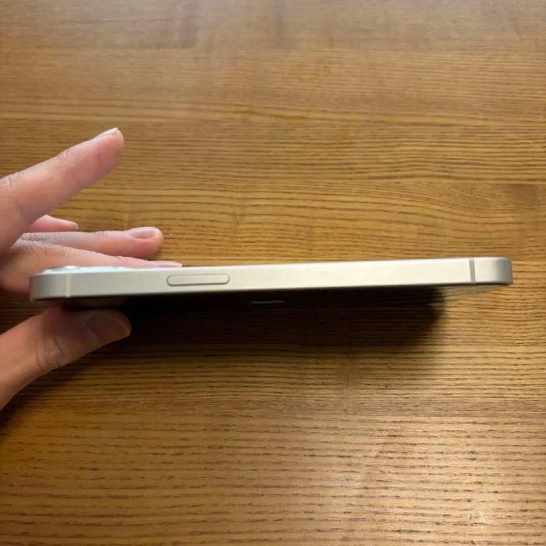 iPhone13 スターライト SIMフリー　128gb