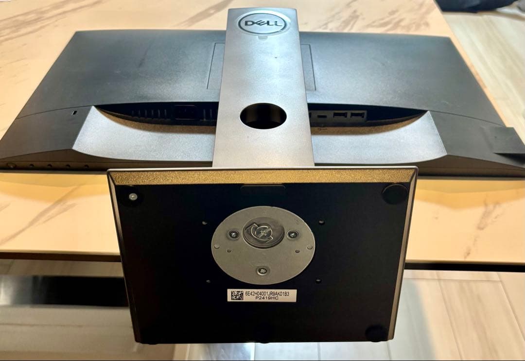 DELL P2419HC 23.8インチモニター　USB-C