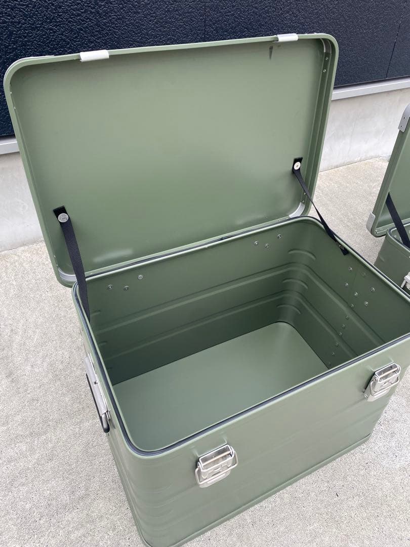 デルタ　コンテナ ２個セット