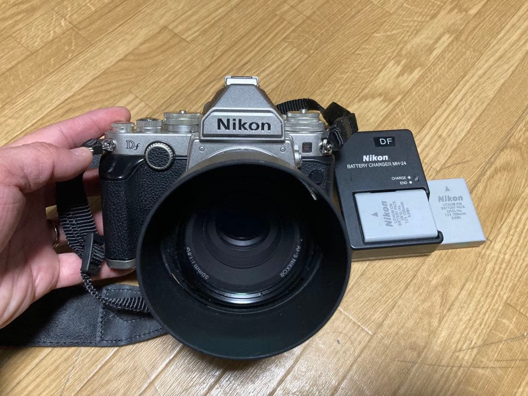 Nikon DF シルバー