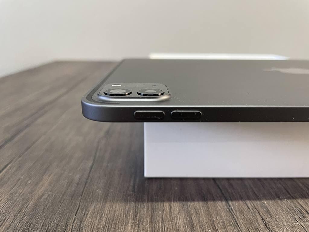 ②【美品】iPad Pro　11インチ　 第3世代　Wi-Fiモデル　128GB