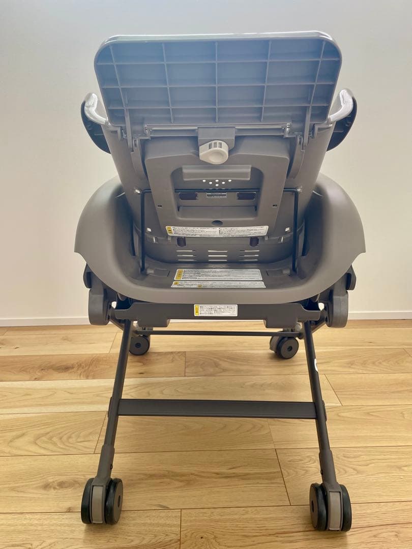 コンビ　ネムリラ　オートスウィング　電動　ハイ&ローチェア