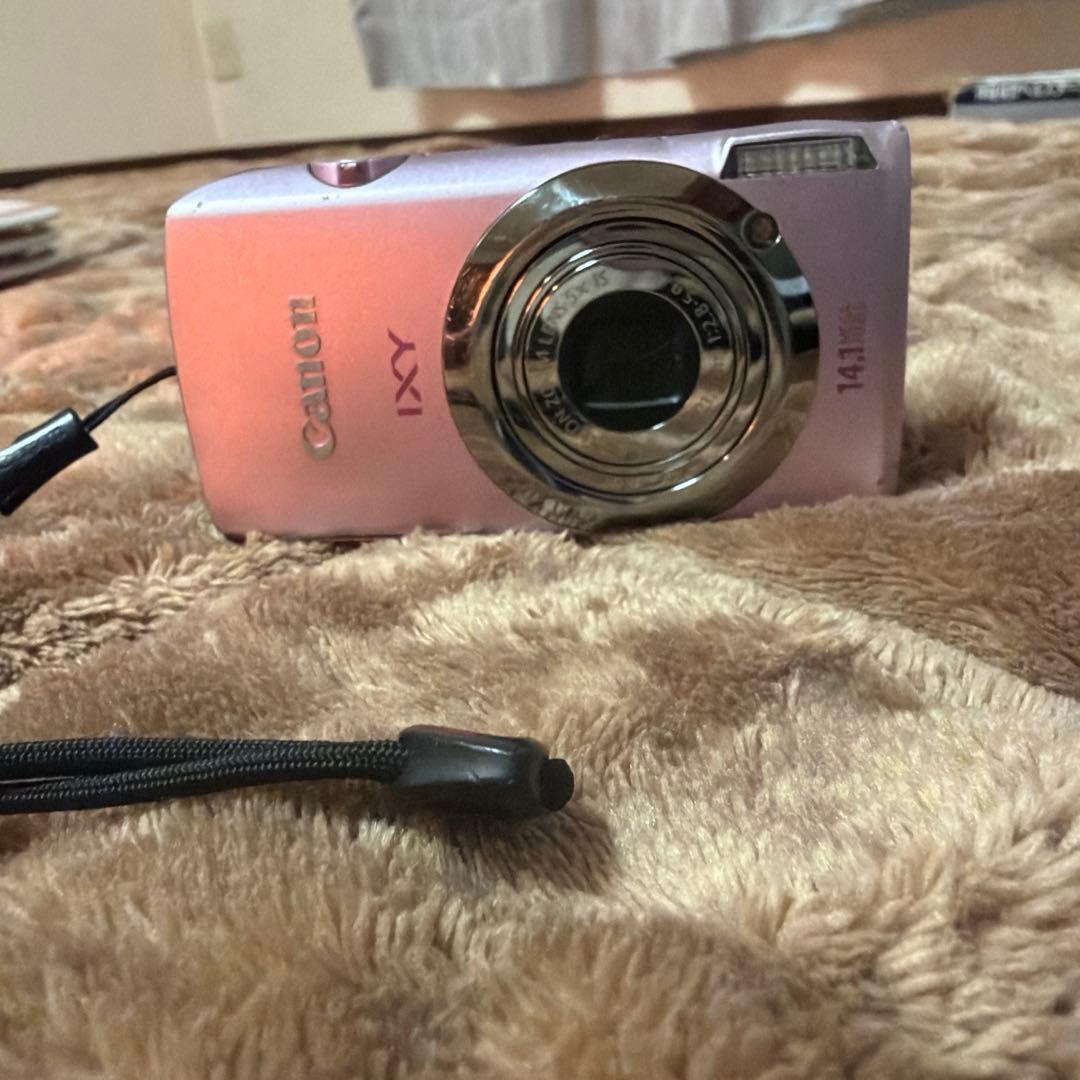 Canon キャノン IXY 10S イクシーピンク　デジカメ