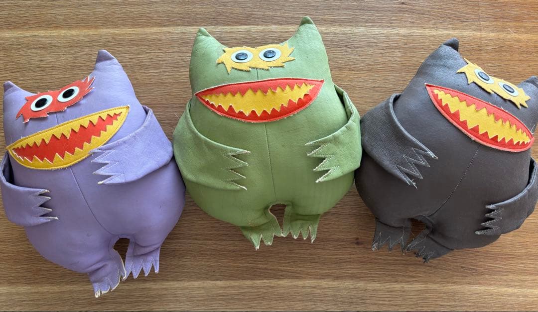 B*♭様 ナウガモンスター 3体⭐︎ミッドセンチュリーイームズユニロイヤル