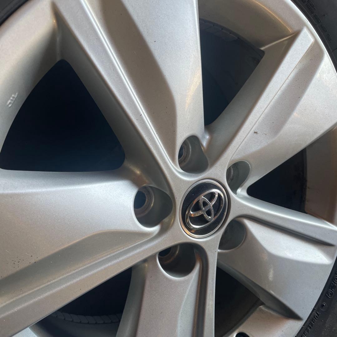 TOYOTAハリアー　 純正スタッドレスタイヤ